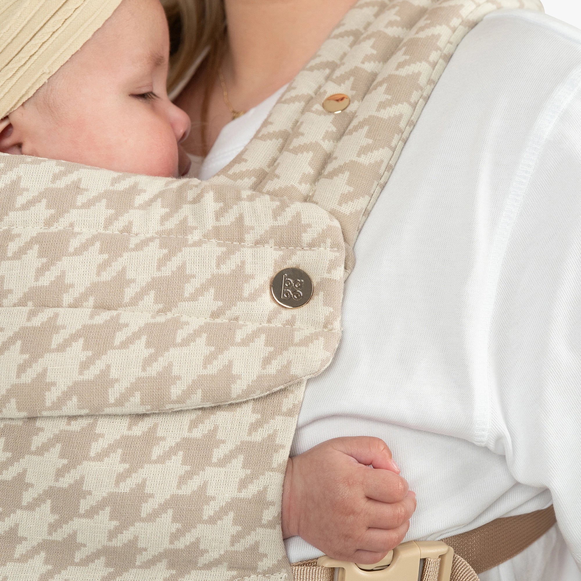 The Bonding Carrier - Beige Houndstooth - Baby Bondé