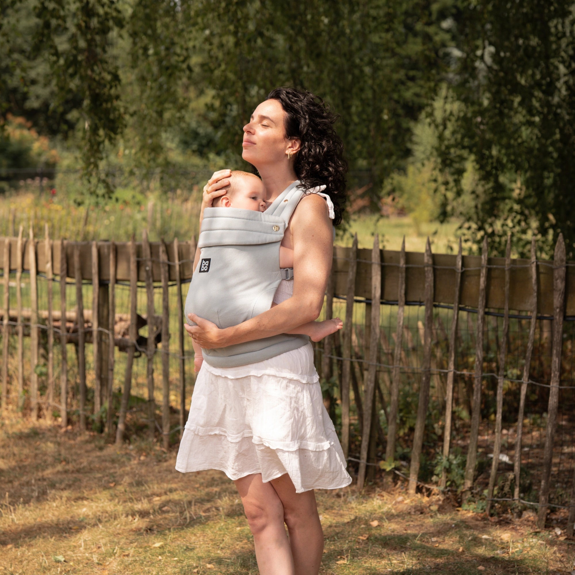 The Bonding Carrier - Denim Cloud - Baby Bondé